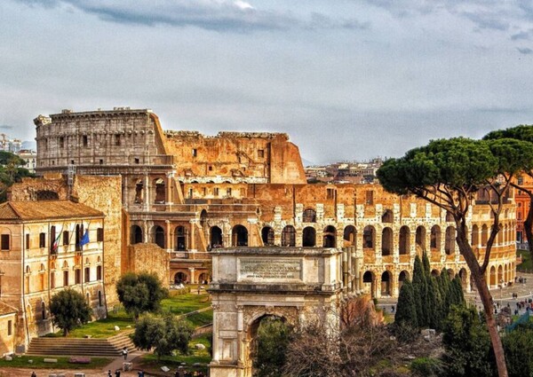 Colosseum-Roman-Forum-&-Palatine-Hill-Self-Guided-Audio-Tour-image-3