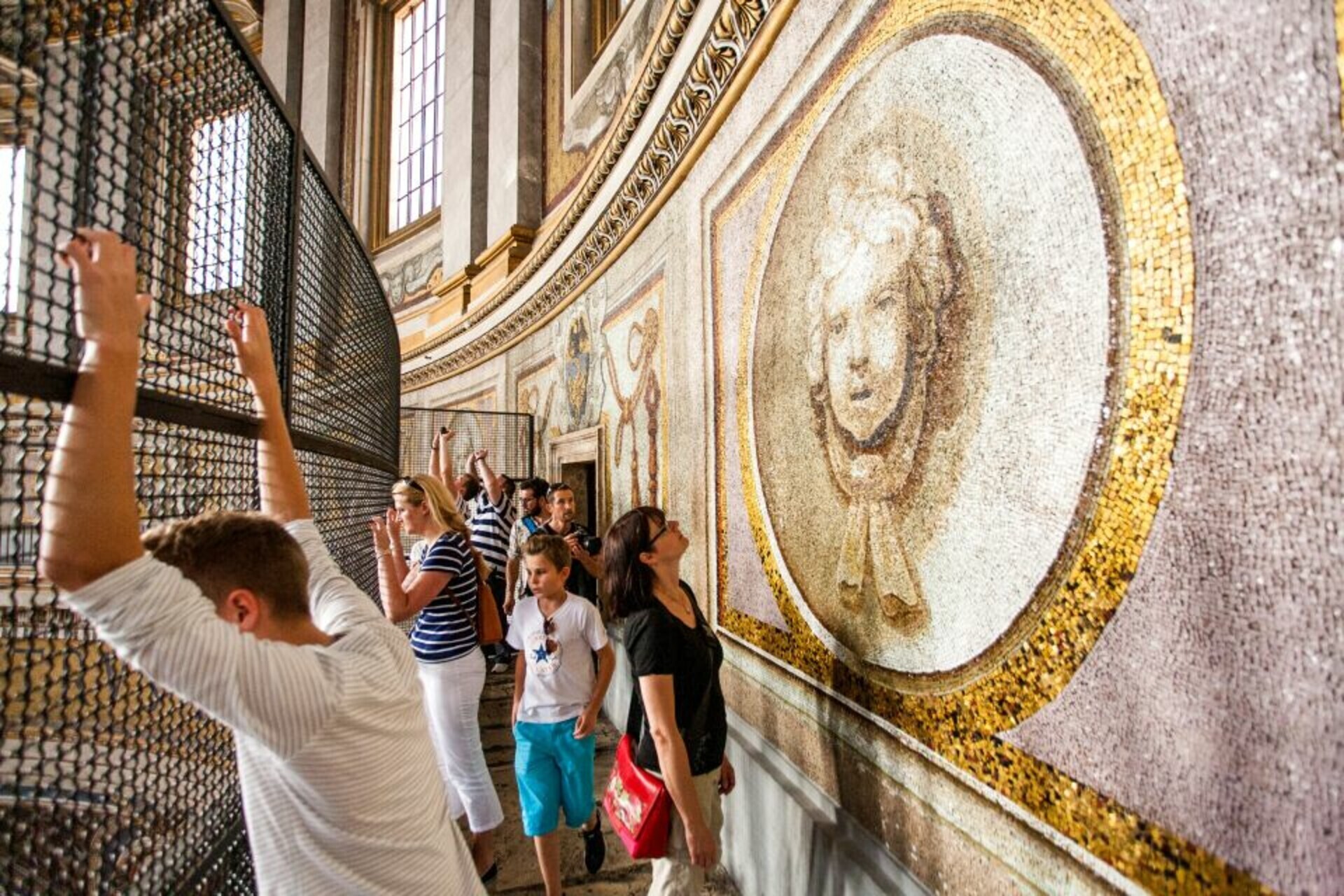 St. Peter's Basilica & Dome Digital Tour | Vox City